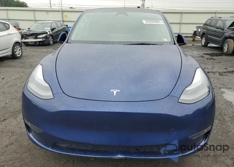 2024 Tesla Model Y from USA, damaged, VIN 7SAYGDEE0RA321450